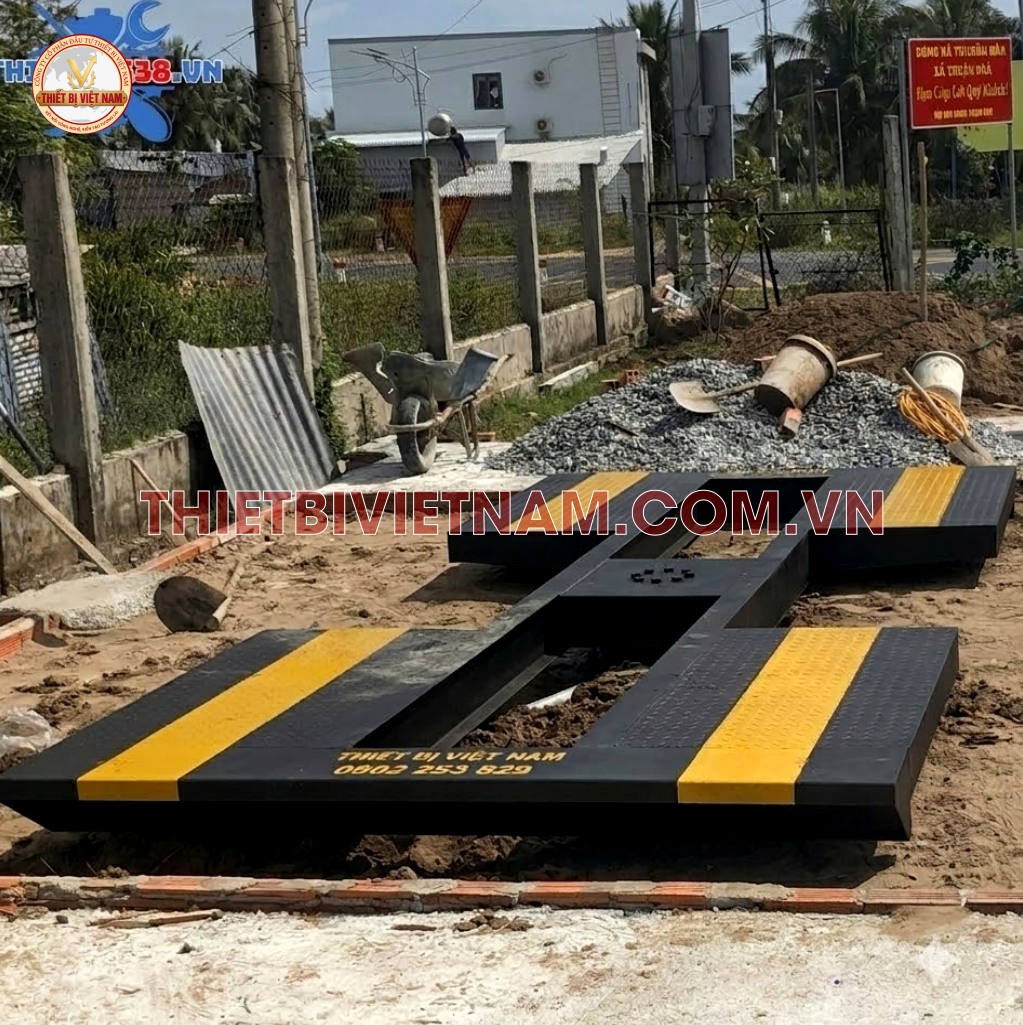 hố móng cầu nâng 1 trụ cánh bướm