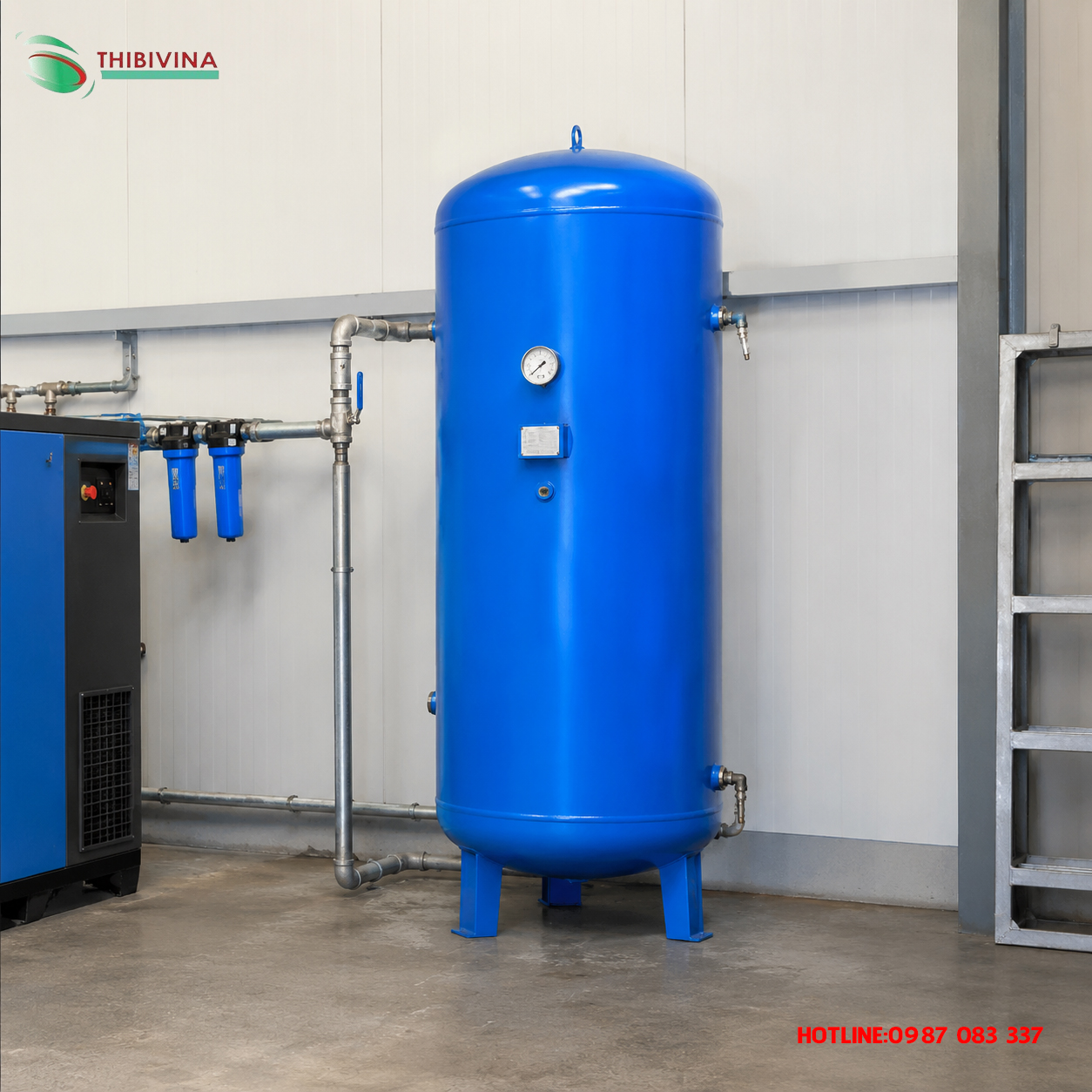 Bình tích áp khí nén 1000L lắp đặt trong nhà xưởng, hỗ trợ ổn định áp suất hệ thống khí nén