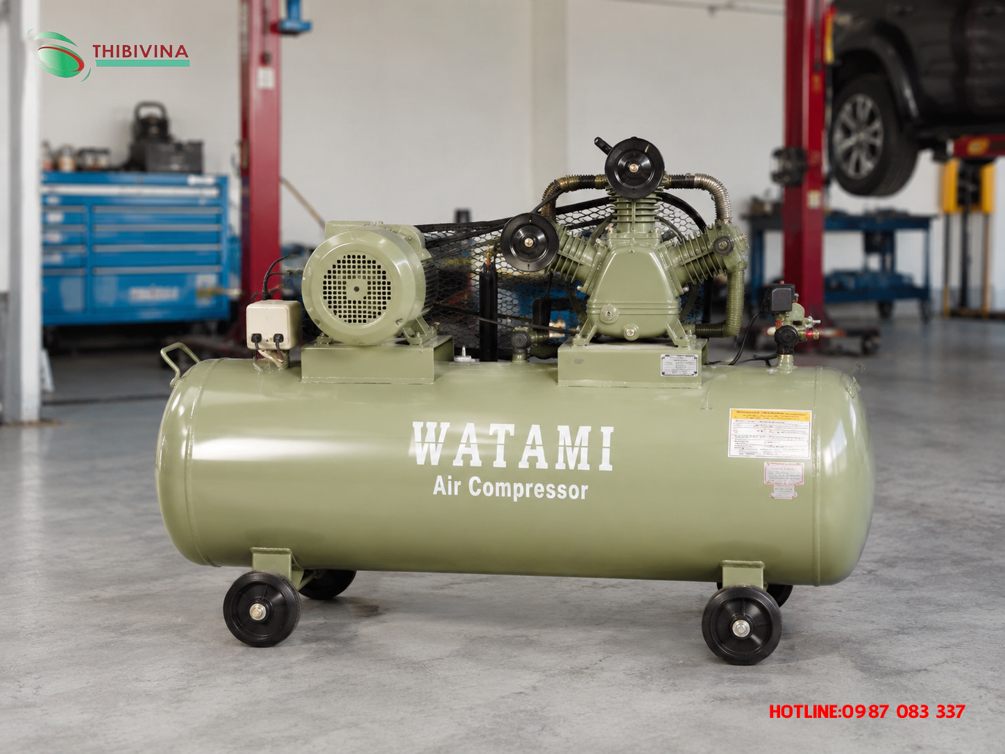 Hình ảnh cận cảnh máy nén khí WATAMI Air Compressor với bình chứa lớn, motor mạnh mẽ và hệ thống đầu nén piston công suất cao.